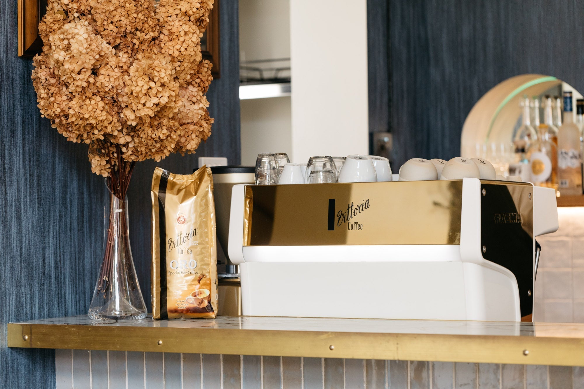 How Many Cups of Coffee in a 1kg Bag of Beans?